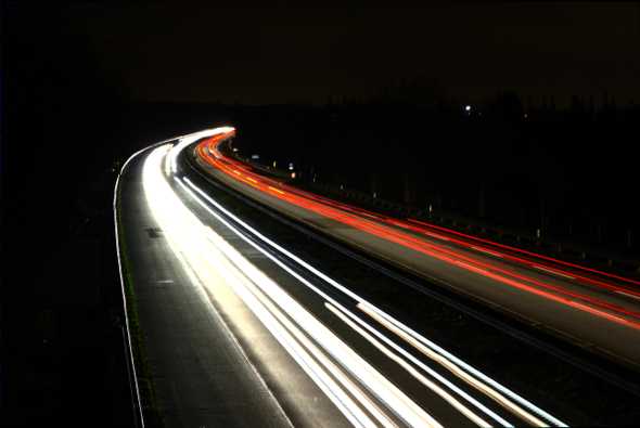 A3-autobahn-langzeitbelichtung-nacht
